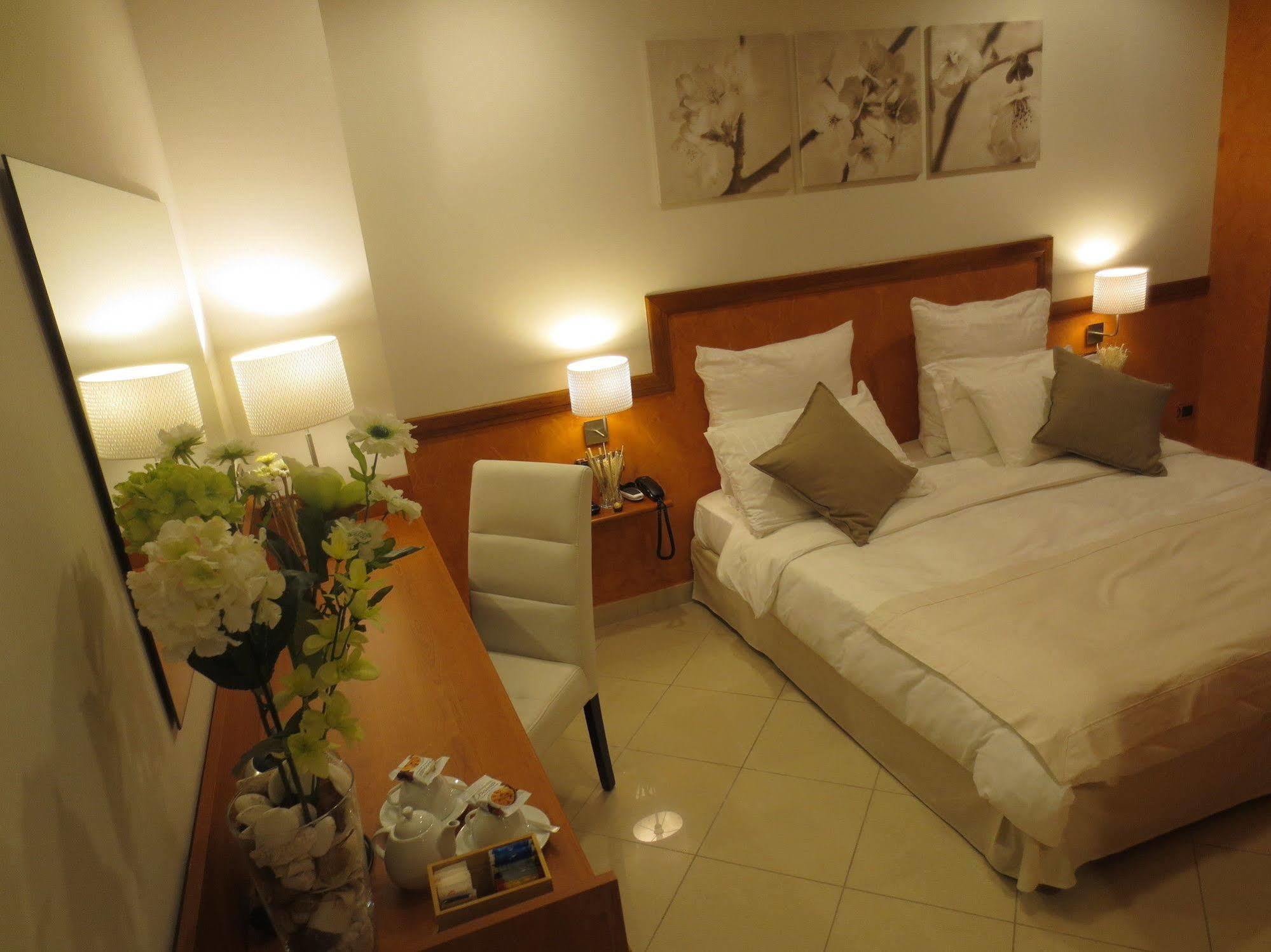 Hotel Joyfull Napels