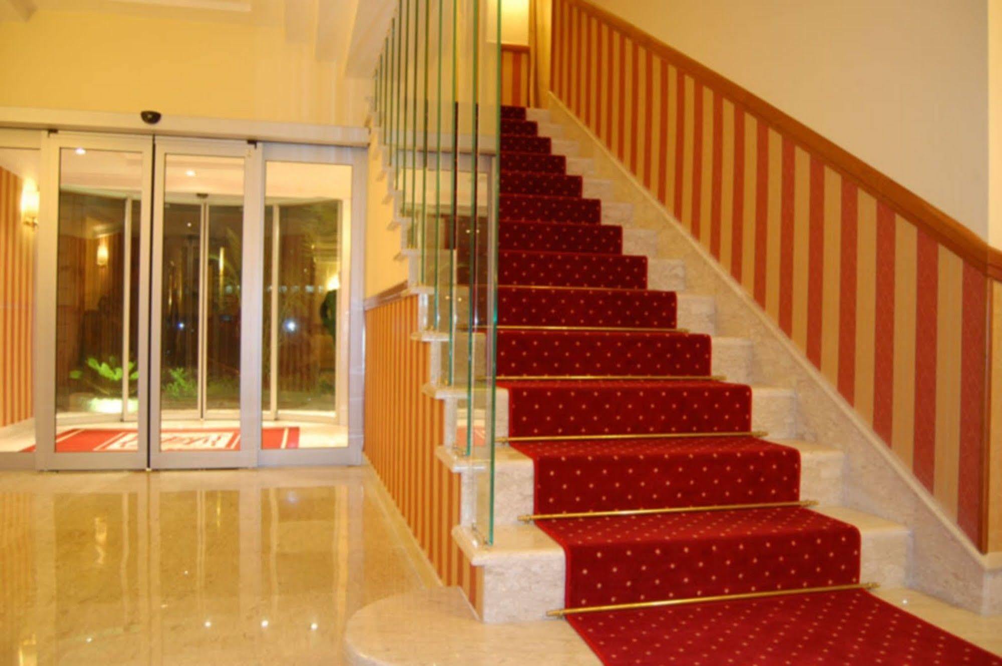Joyfull Hotel Napels